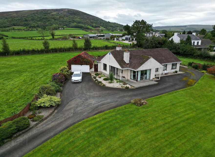 6 Gortgarn Road, Limavady, BT49 0QW