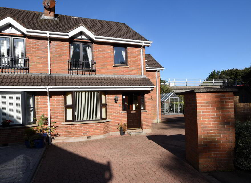 1 Harwich Mews, Hillsborough, BT26 6RH