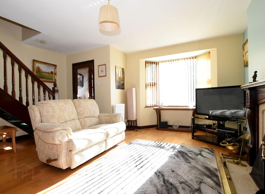 1 Harwich Mews, Hillsborough, BT26 6RH