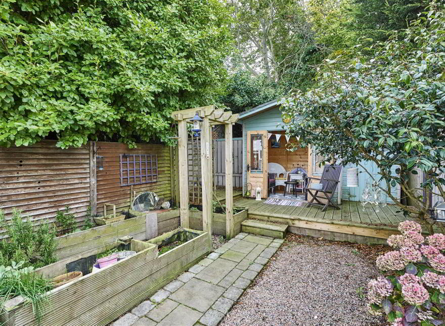 30 Stanley Road, Bangor, BT20 5EL