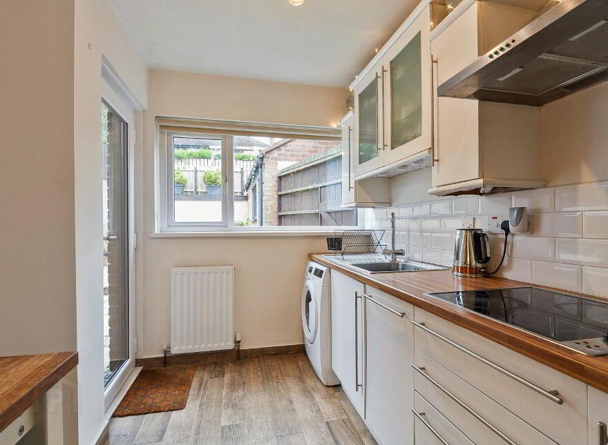 52 Beechgrove Gardens, Belfast, BT6 0NP