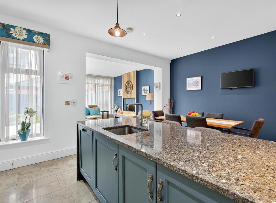 25i Harberton Park, Belfast, BT9 6TW