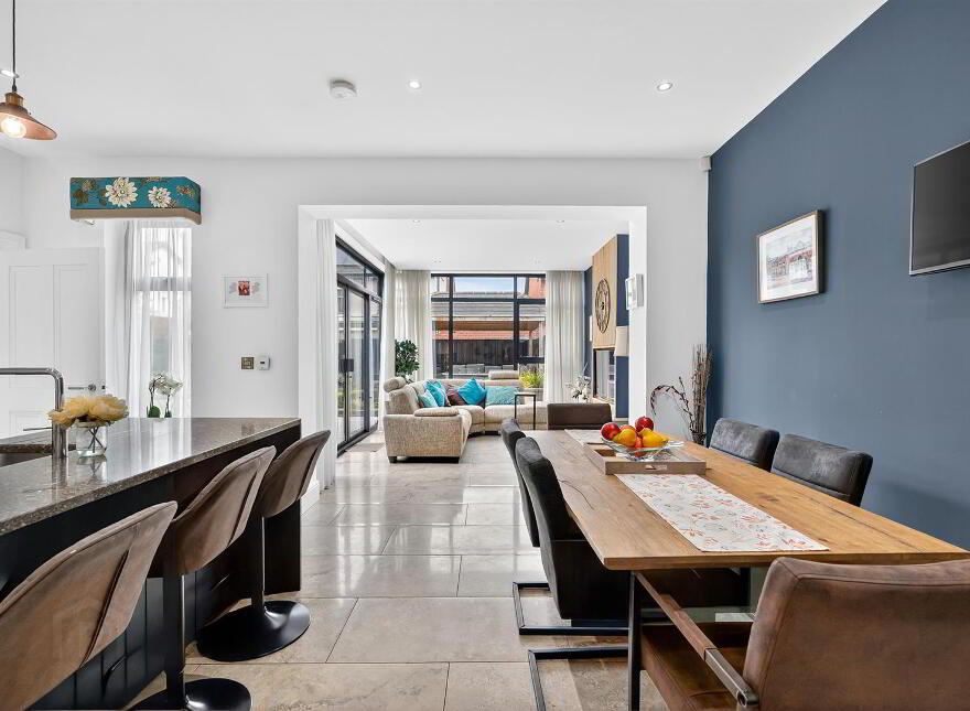 25i Harberton Park, Belfast, BT9 6TW
