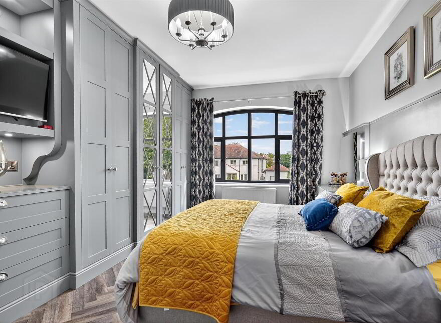 25i Harberton Park, Belfast, BT9 6TW