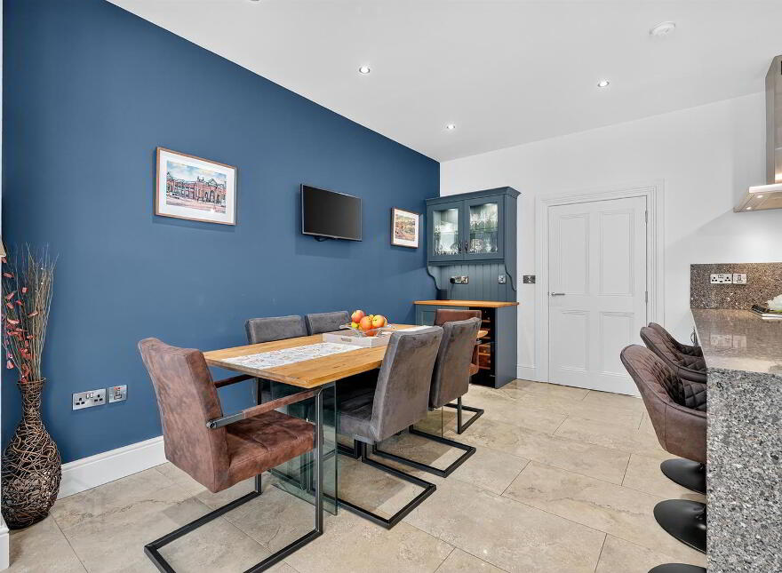25i Harberton Park, Belfast, BT9 6TW