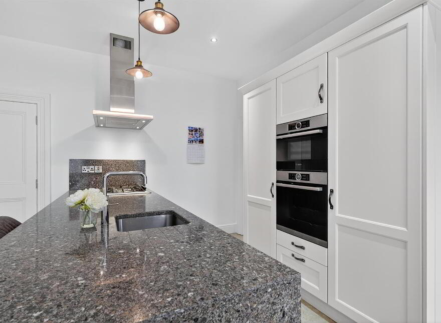 25i Harberton Park, Belfast, BT9 6TW