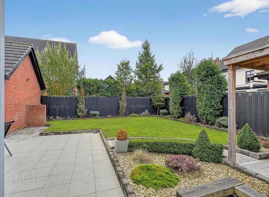 25i Harberton Park, Belfast, BT9 6TW