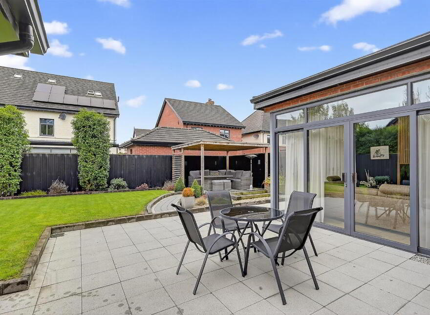 25i Harberton Park, Belfast, BT9 6TW