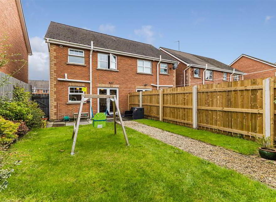 18 Mill Brae, Waringsford, Dromore, BT25 2QJ