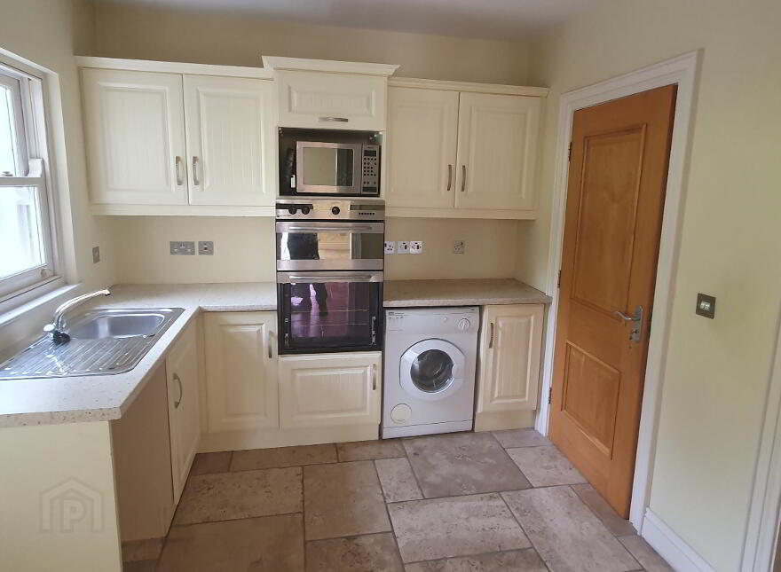 2 Woodvale Court, Letterkenny, F92DA2N