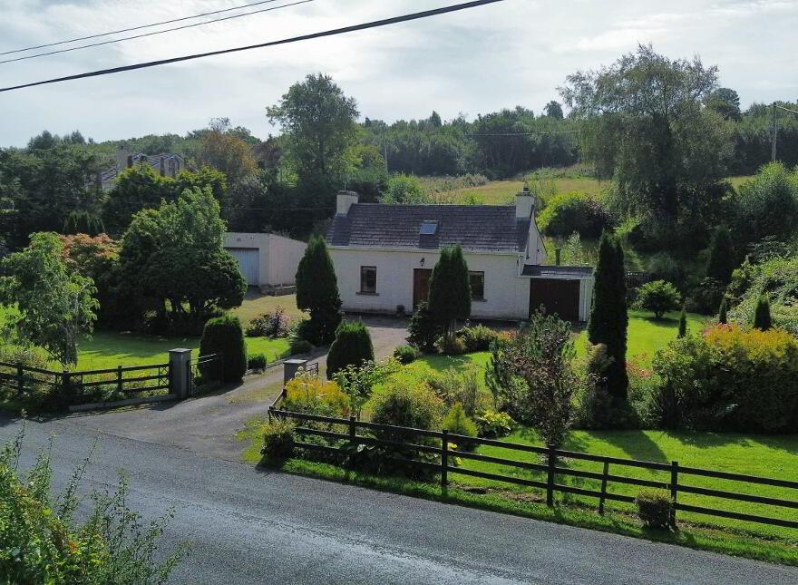 The Heeneys;, Donegal Town, F94XYK6
