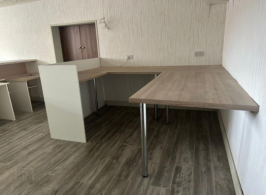 2a Bank Square, Maghera, BT46 5AZ