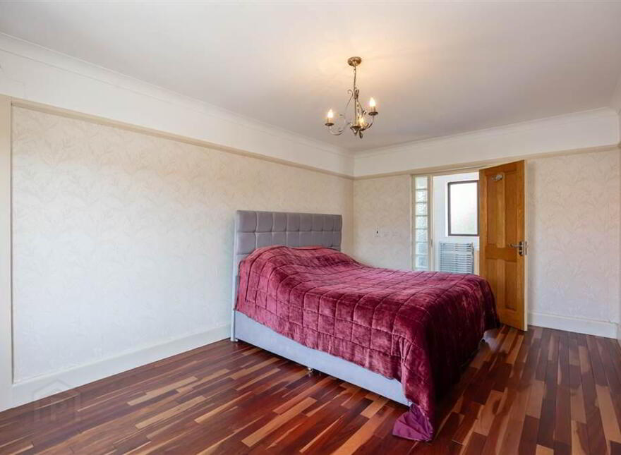 7 Dorchester Park, Belfast, BT9 6RH