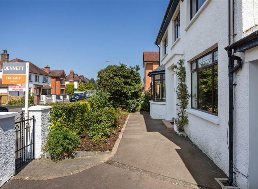 7 Dorchester Park, Belfast, BT9 6RH