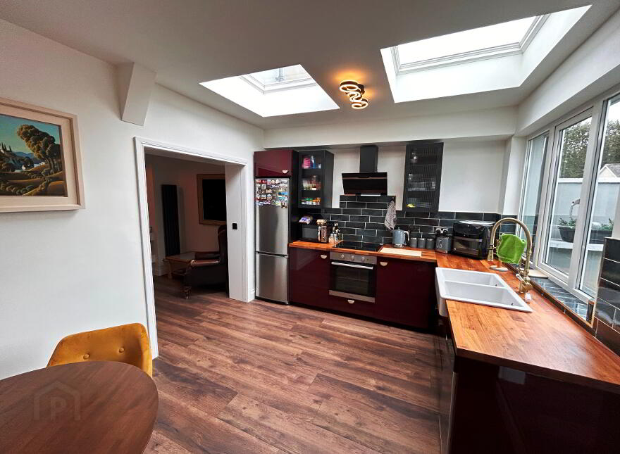 2 Saint Theresa's Terrace, Scarlet Street, Drogheda, A92X2TH