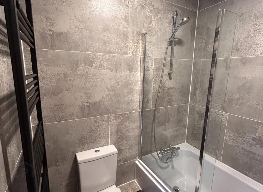 2 Saint Theresa's Terrace, Scarlet Street, Drogheda, A92X2TH