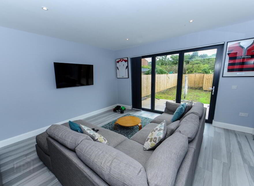 5 Hillburn Park, Belfast, BT6 9PF
