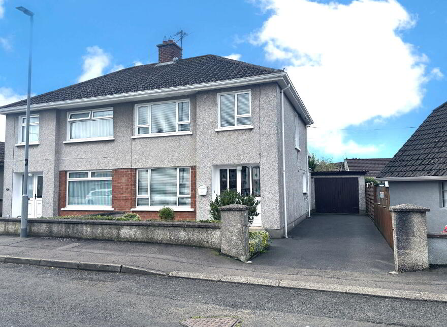 18 Harberton Park, Ballymena, BT43 6NF photo