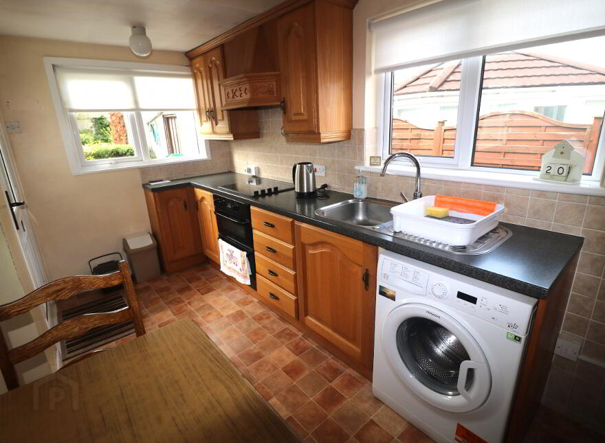18 Harberton Park, Ballymena, BT43 6NF