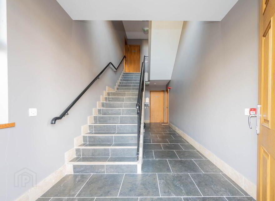 Apt 3, 699 Antrim Road, Belfast, BT15 4EH