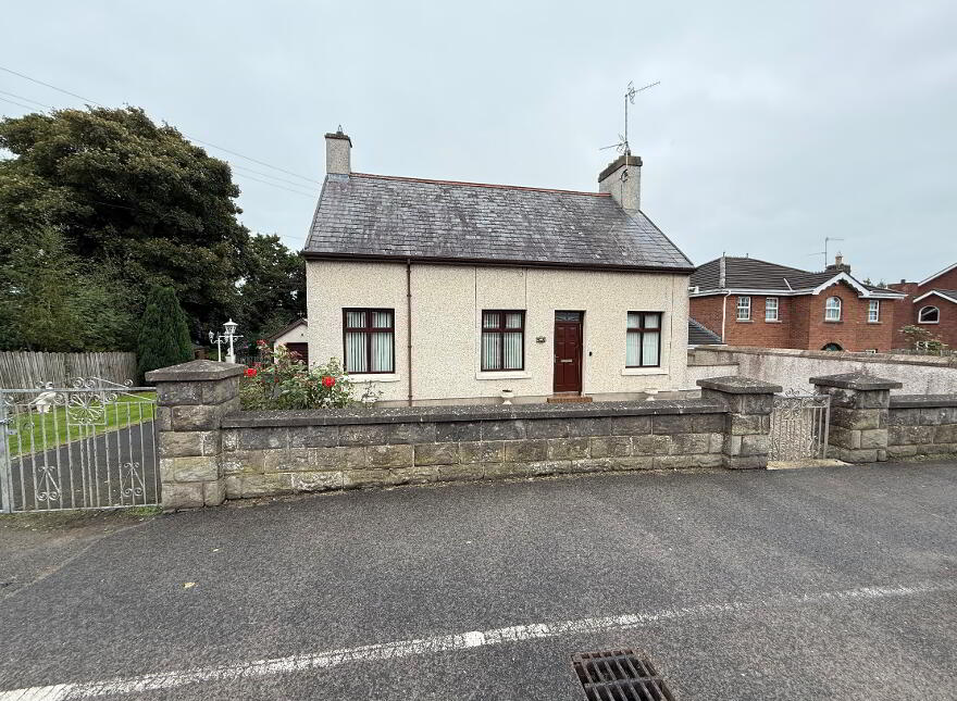 64 Waringstown Road, Lurgan, BT66 7HJ photo