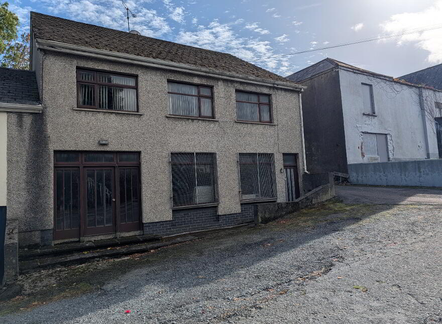 6-8 Main Street, Castlewellan, BT31 9DG