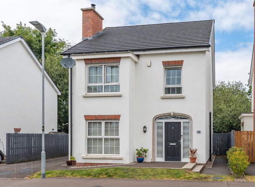 14 Castlewater Gardens, Antrim, BT41 4FP photo