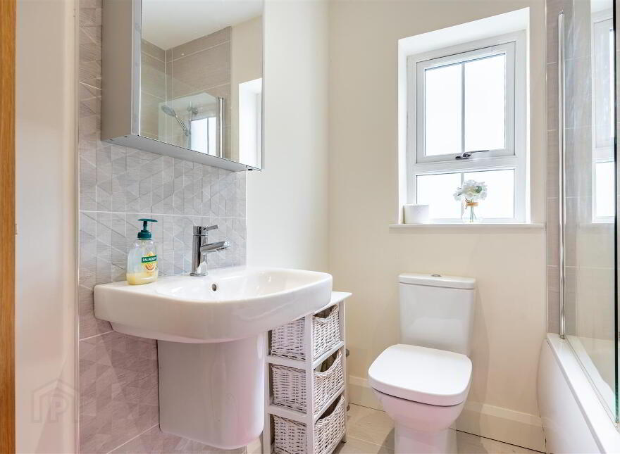 14 Castlewater Gardens, Antrim, BT41 4FP