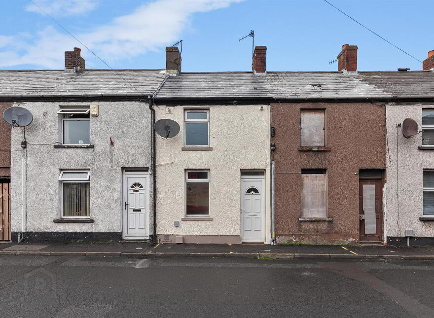 26 Lower Waterloo Road, Larne, BT40 1NP photo