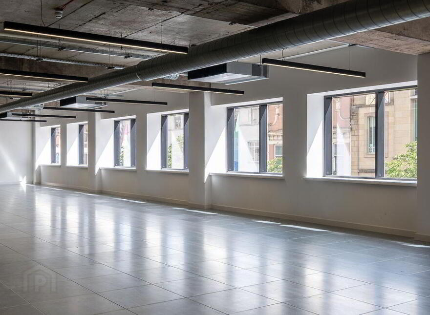 35 DP, 2nd Floor, Donegall Place, Belfast, BT1 5AD