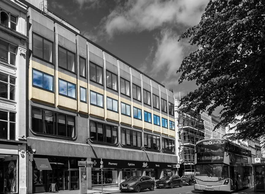 35 DP, 2nd Floor, Donegall Place, Belfast, BT1 5AD