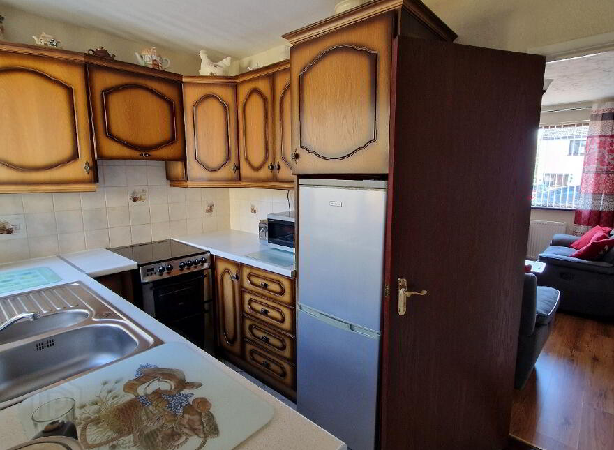 12 McGinn Park, High Street, Bessbrook, Newry, BT35 7EB