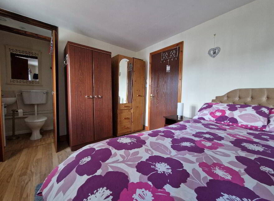 12 McGinn Park, High Street, Bessbrook, Newry, BT35 7EB