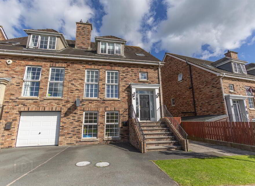 46 Demesne Crescent, Downpatrick, BT30 6WA