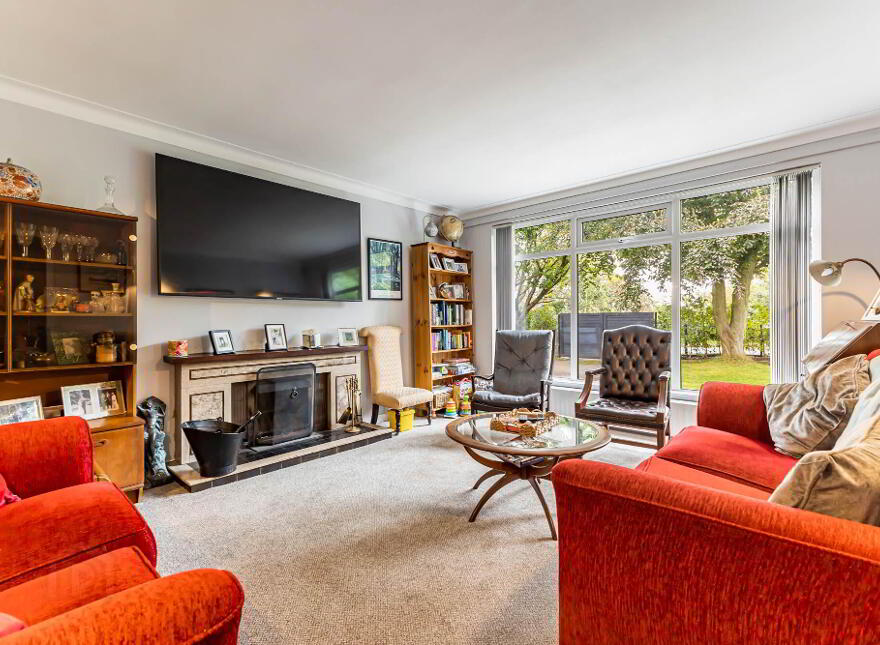 95 Ballynahinch Road, Carryduff, Belfast, BT8 8DP