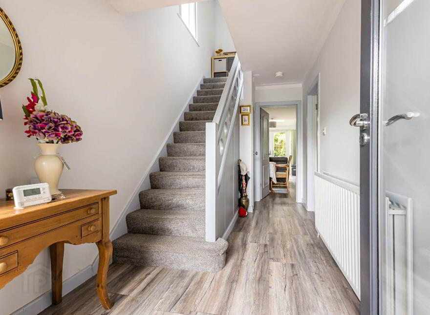 95 Ballynahinch Road, Carryduff, Belfast, BT8 8DP