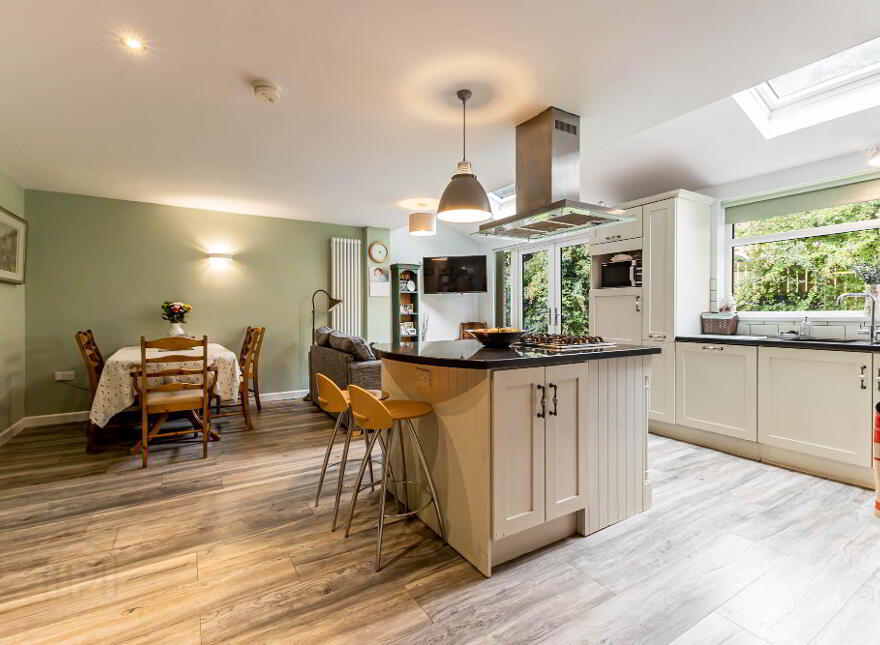 95 Ballynahinch Road, Carryduff, Belfast, BT8 8DP