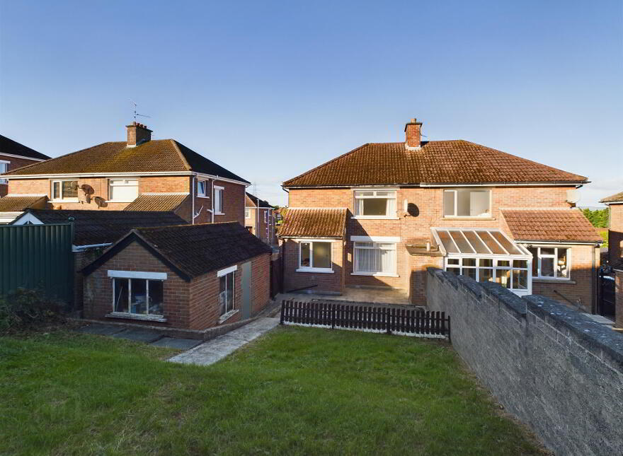 28 Cleveley Park, Four Winds, Belfast, BT8 6NB