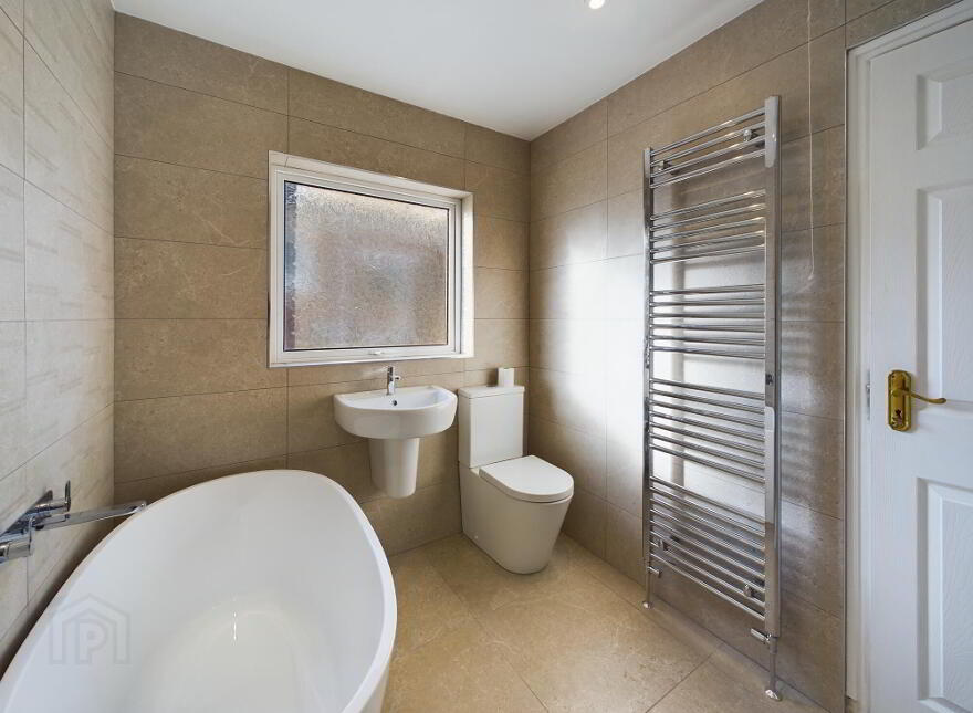 28 Cleveley Park, Four Winds, Belfast, BT8 6NB