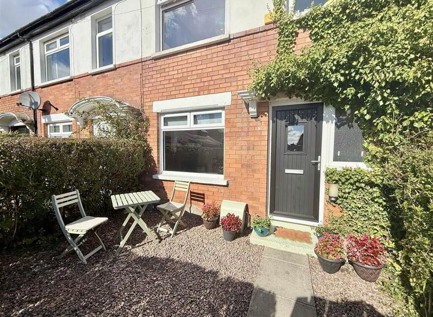 92 Loopland Park, Belfast, BT6 9DZ