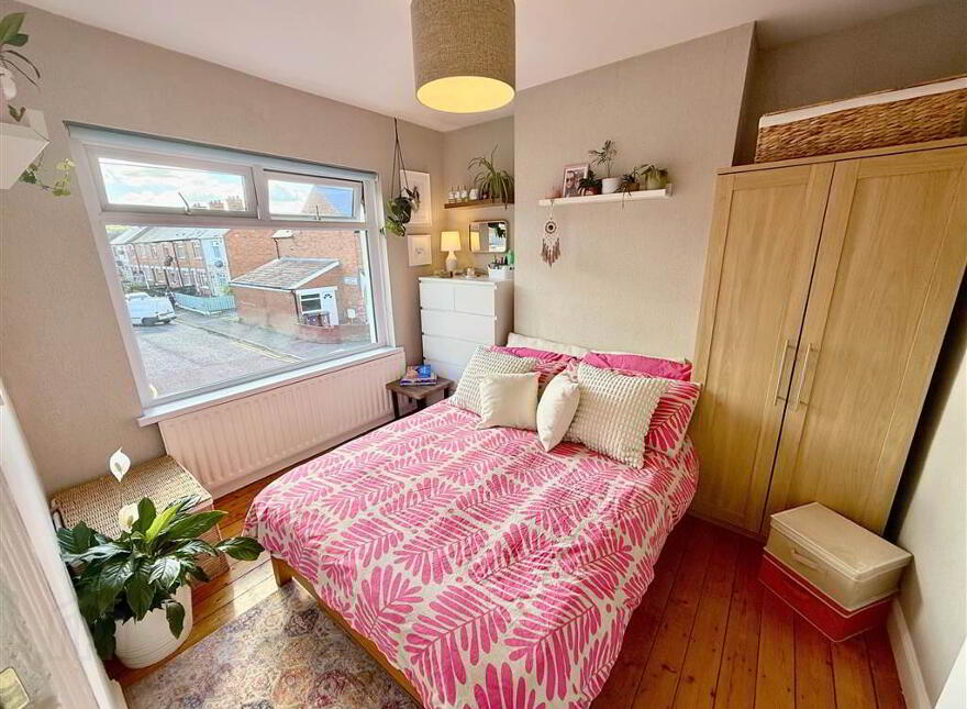 92 Loopland Park, Belfast, BT6 9DZ