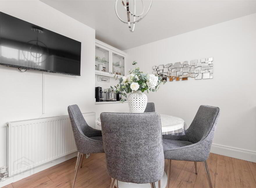 18 Shackleton Walk, Newtownards, BT23 4RE