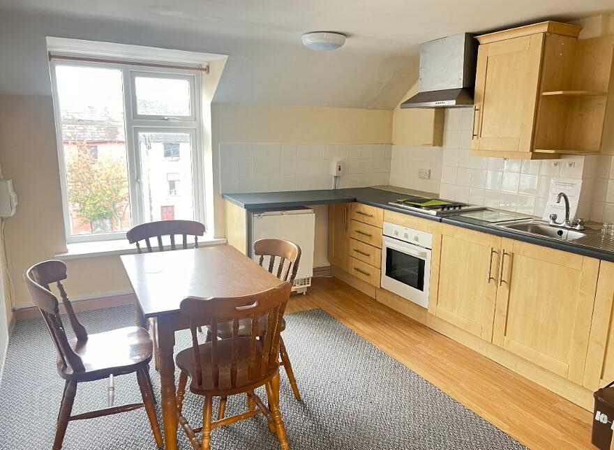 10b Duke Street, Warrenpoint, BT34 3JY