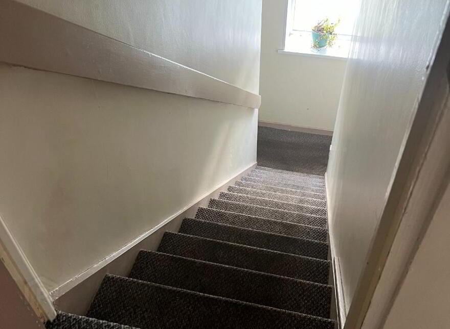 10b Duke Street, Warrenpoint, BT34 3JY