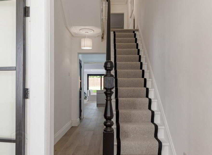 504 Upper Newtownards Road, Belfast, BT4 3HB
