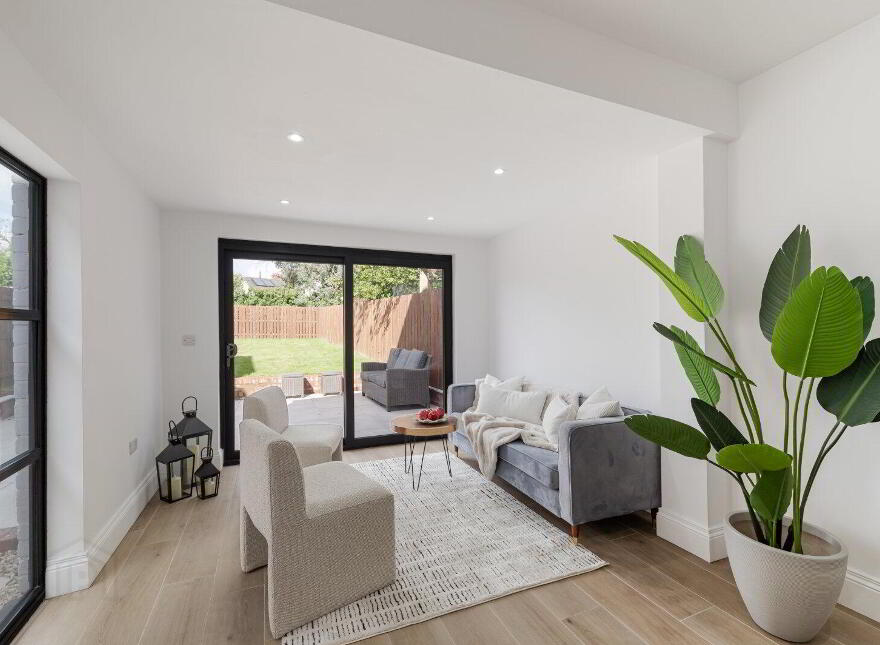 504 Upper Newtownards Road, Belfast, BT4 3HB