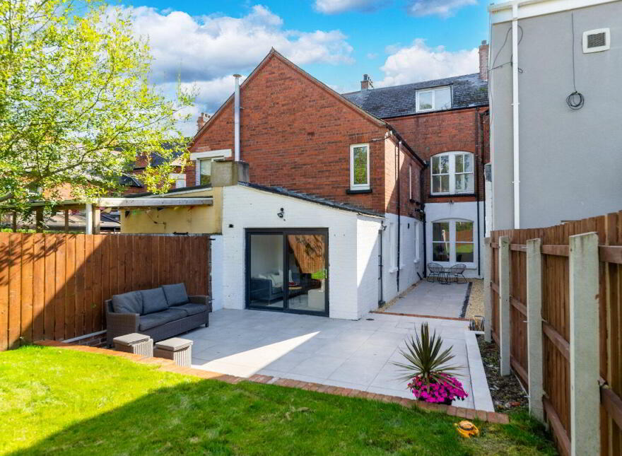 504 Upper Newtownards Road, Belfast, BT4 3HB