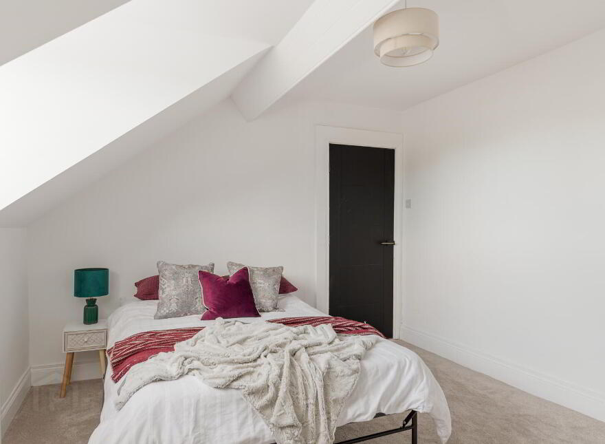 504 Upper Newtownards Road, Belfast, BT4 3HB