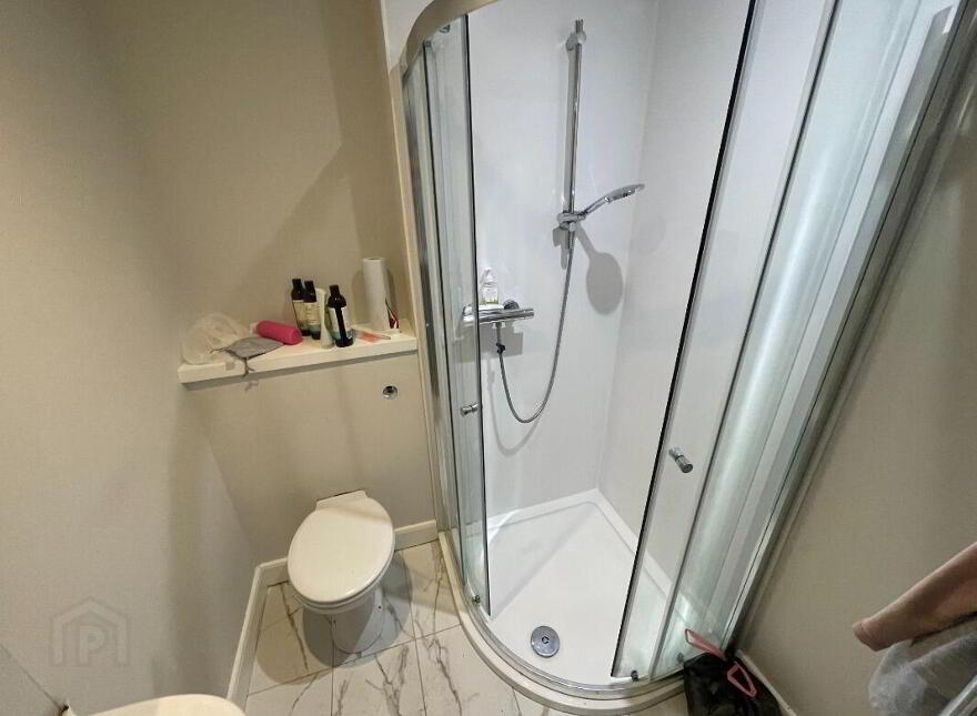 203 College Court Central, Belfast, BT1 6BF
