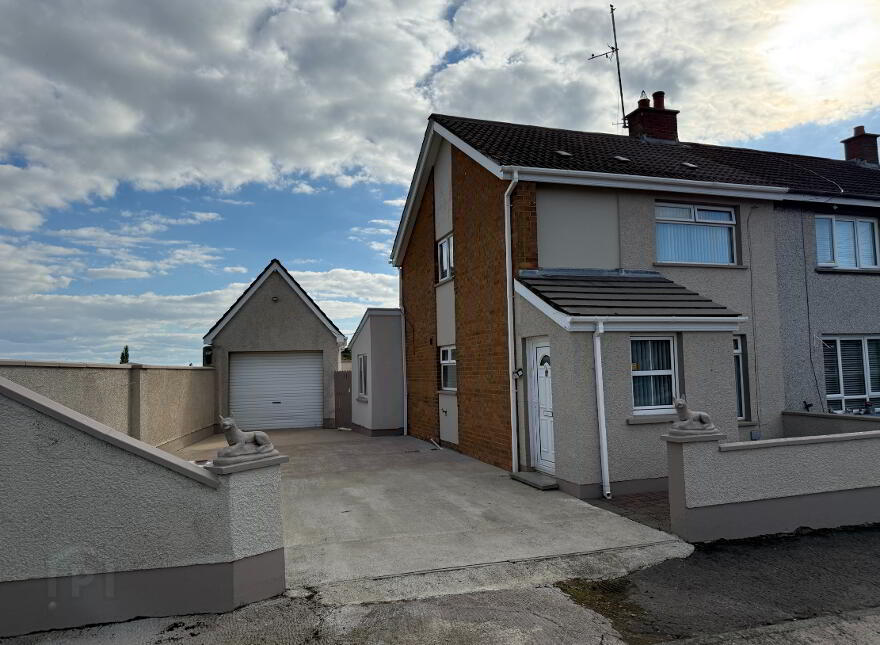 65 Drummaul Park, Randalstown, BT41 3AS photo
